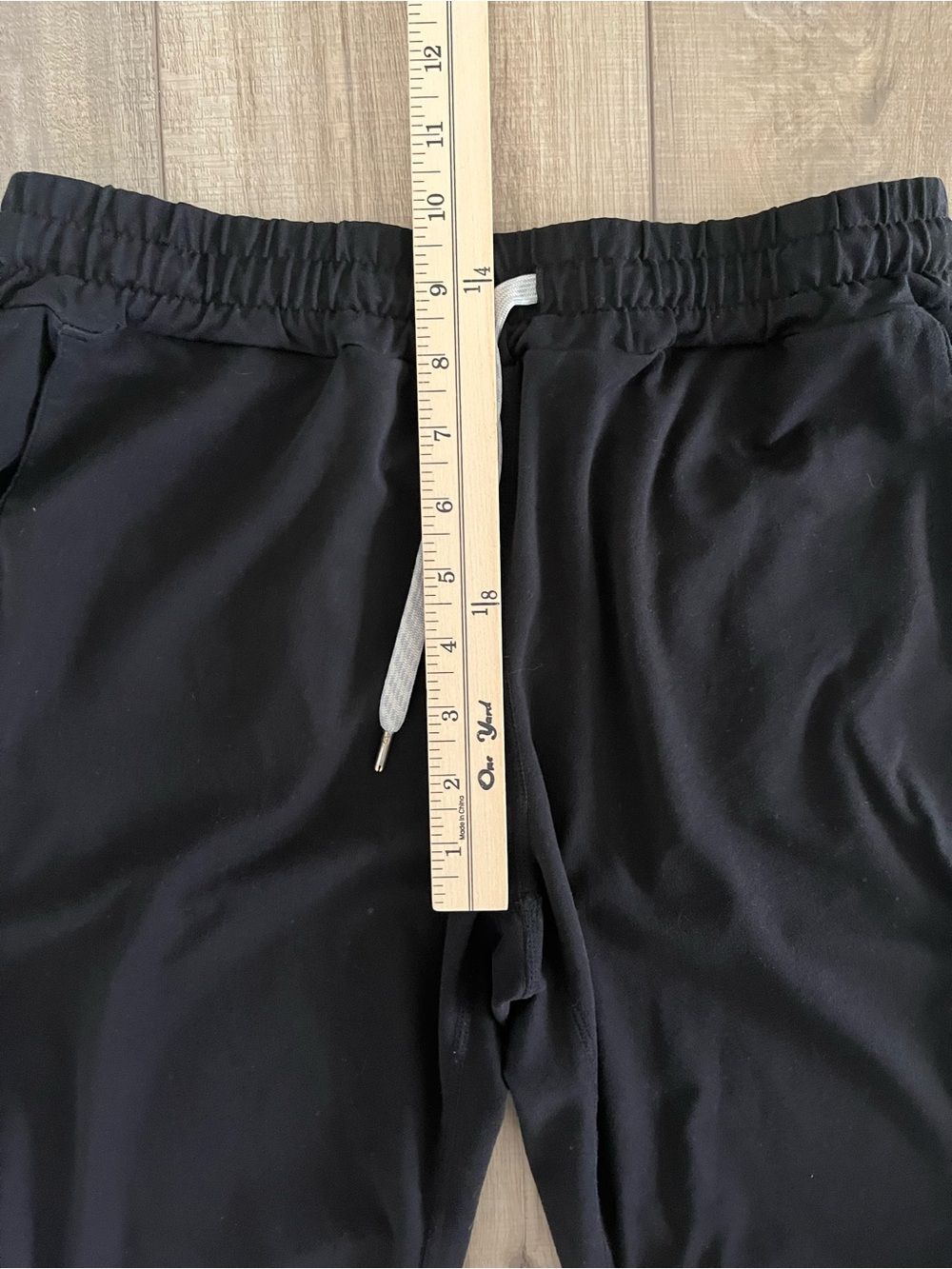 Vuori Women's Performance Joggers Black Small Athleisure - Picture 7 of 9